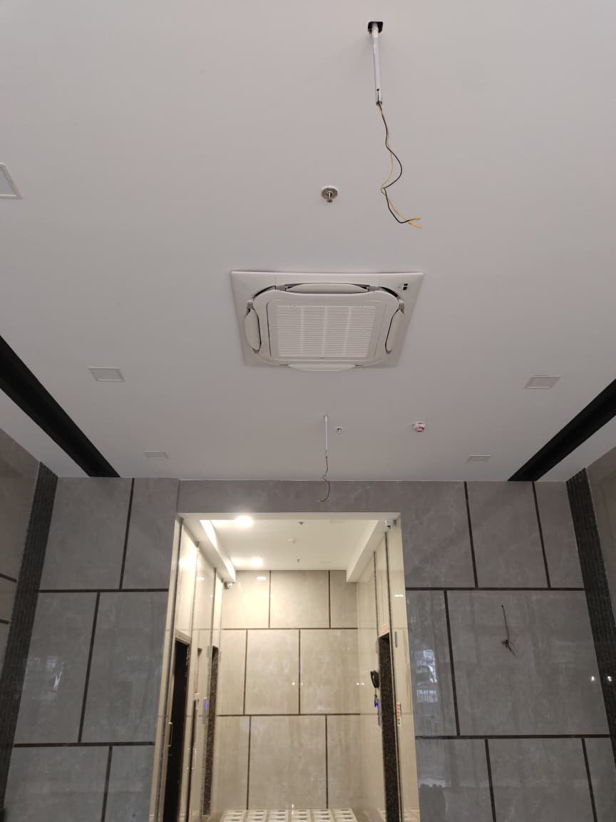 Commercial AC unit